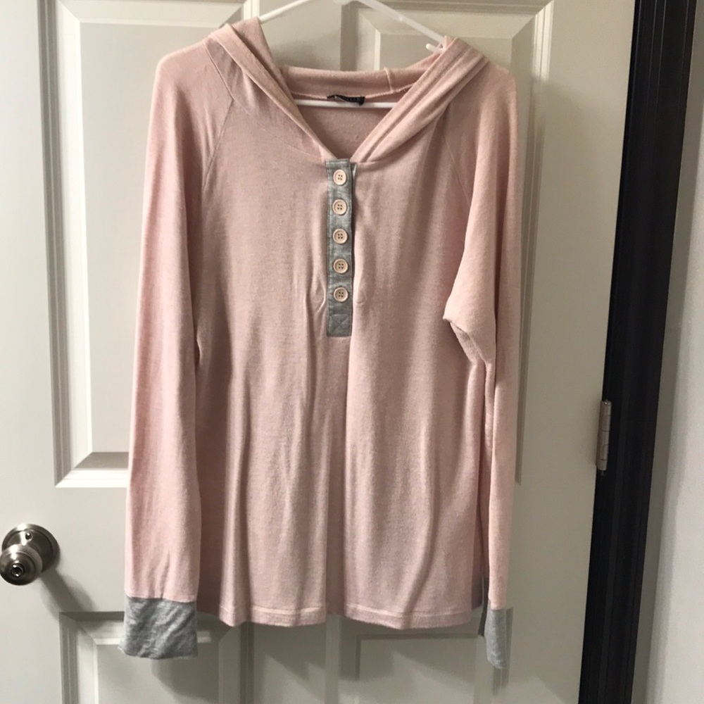 👚💖Venus long sleeve tee